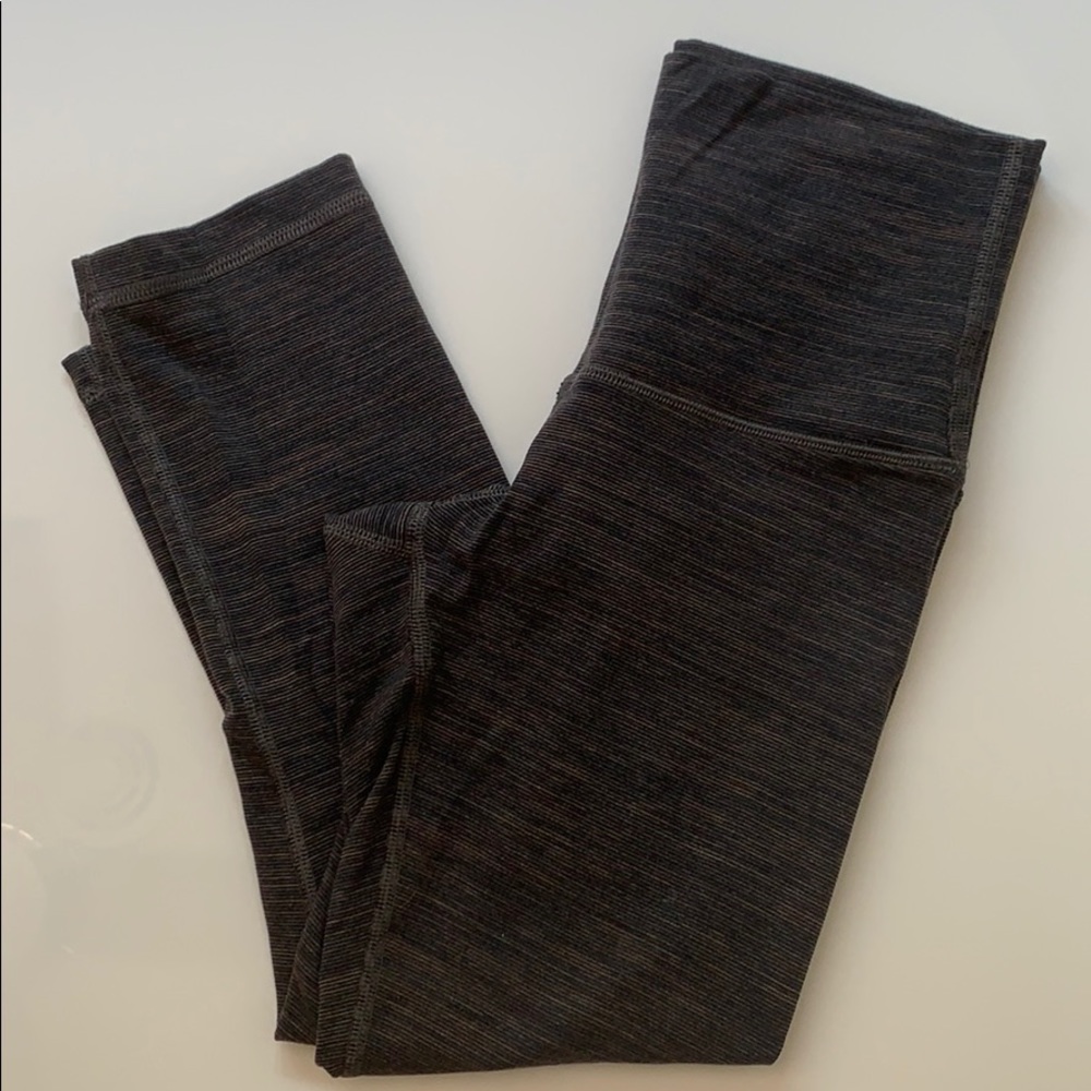 Lululemon Wunder Under Crop 6